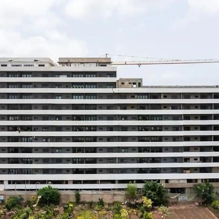 Superbe Appartement Avec Parking Gratuit Et Garde Dakar Luaran gambar