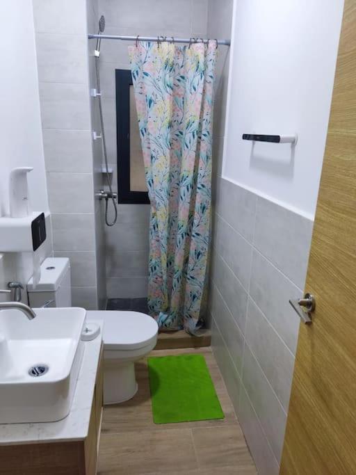 Superbe Appartement Avec Parking Gratuit Et Garde Dakar Luaran gambar